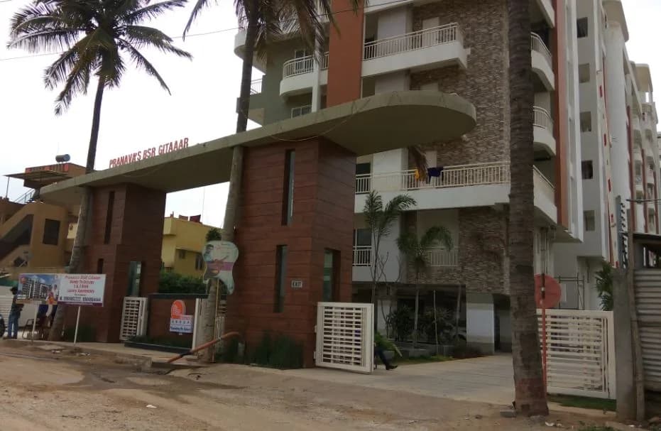Pranavas BSR Gitaaar, Panathur