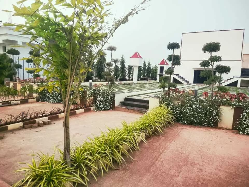 Brundavanam Advaita, Gannavaram