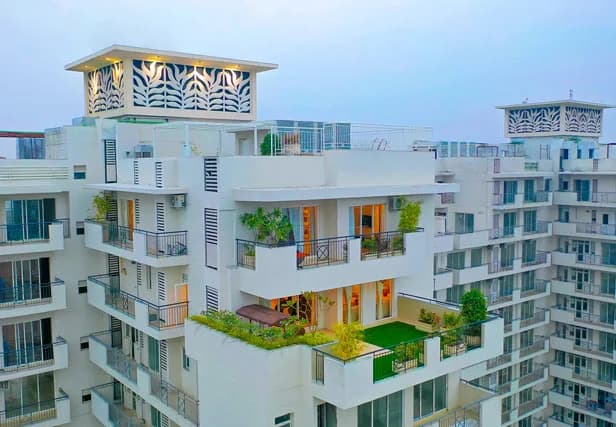 Bestech Sky Suites, Sector 81