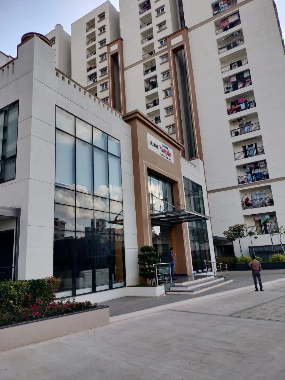 Aparna Maple, Thanisandra Main Road