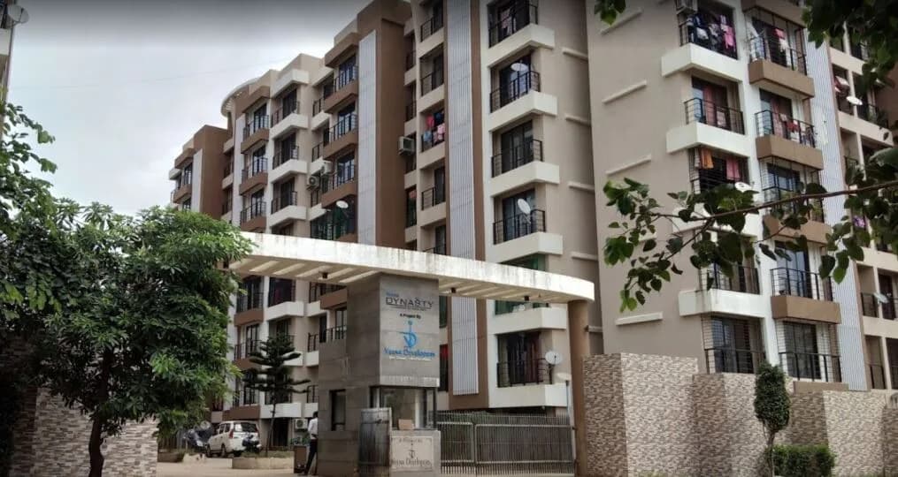Veena Dynasty, Vasai East