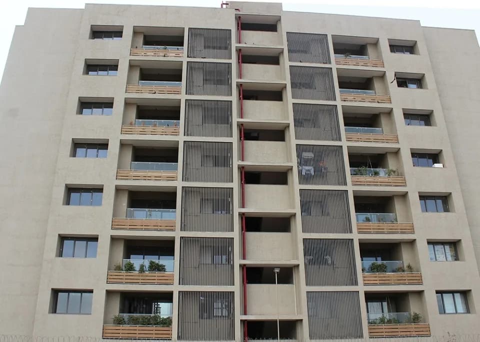 Surya Emerald, Ambli Road