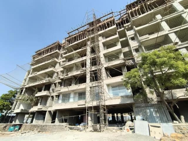 Belmont Skydale, Lohegaon