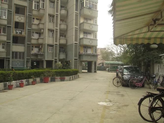 Karam Hi Dharam CGHS, Sushant Lok Phase 2