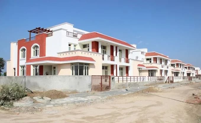 Ansal API Palm Grove Villas, Sushant Golf City