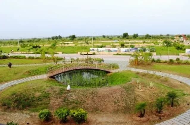 Bakeri Serenity Pastures, Greater Thol