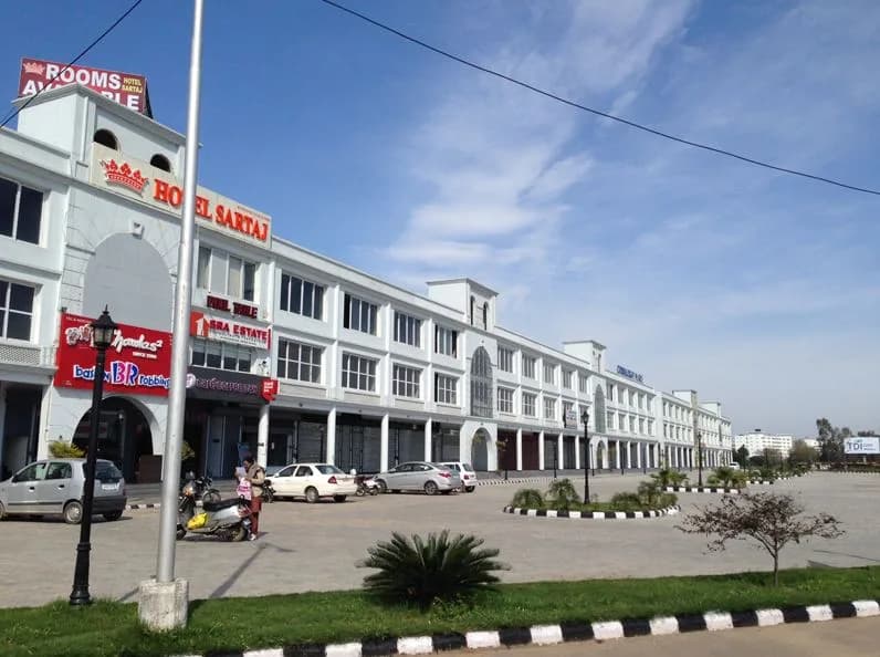 TDI Connaught Place — Building View