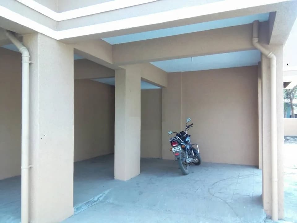 Khatri Grande, Badlapur East