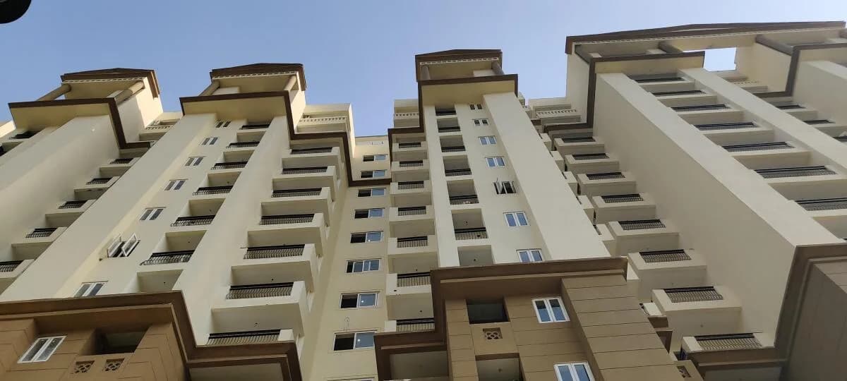 Eros Sampoornam 3, Sector 2