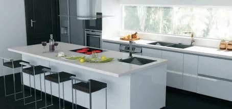 India Regal Residencia — Kitchen