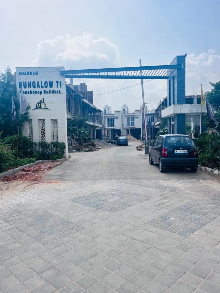 Bungalow 71, Mansarovar Extension