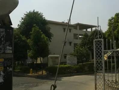 DDA Vijayee Veer Awas — Entrance