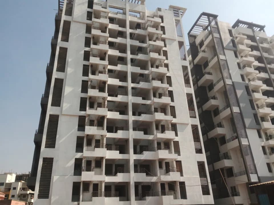 Aksha Swapnalok, Moshi