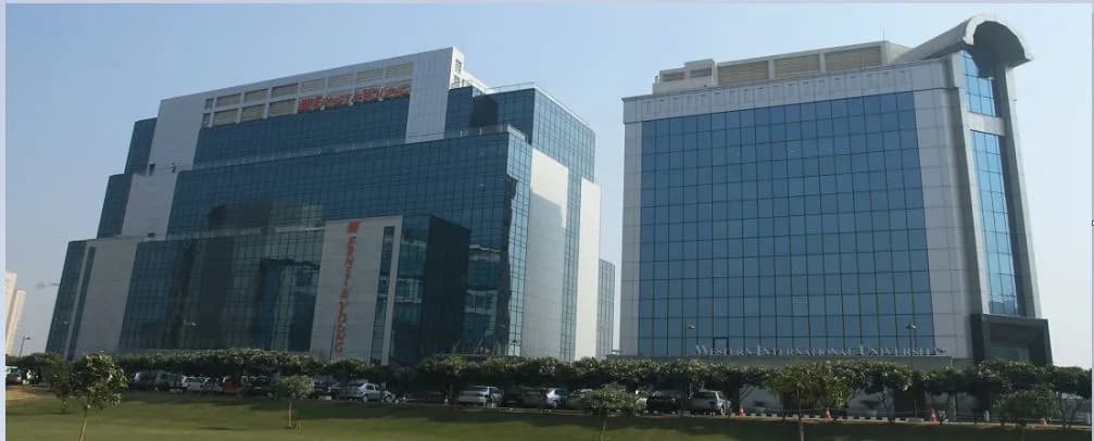 Alpha Golf View Corporate Towers, Sector 42