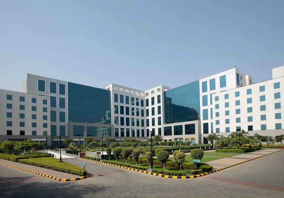 DLF Prime Towers, Okhla Phase 1