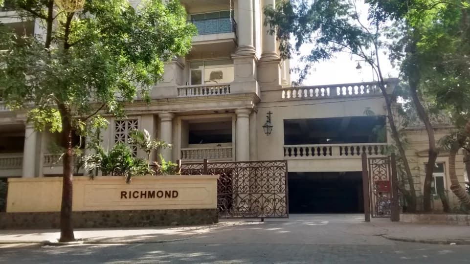 Hiranandani Gardens Richmond Tower, Hiranandani Gardens Powai