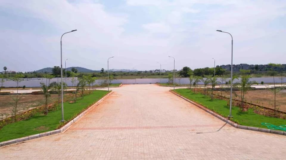 S And P Serenity Walk, Nedunkundram
