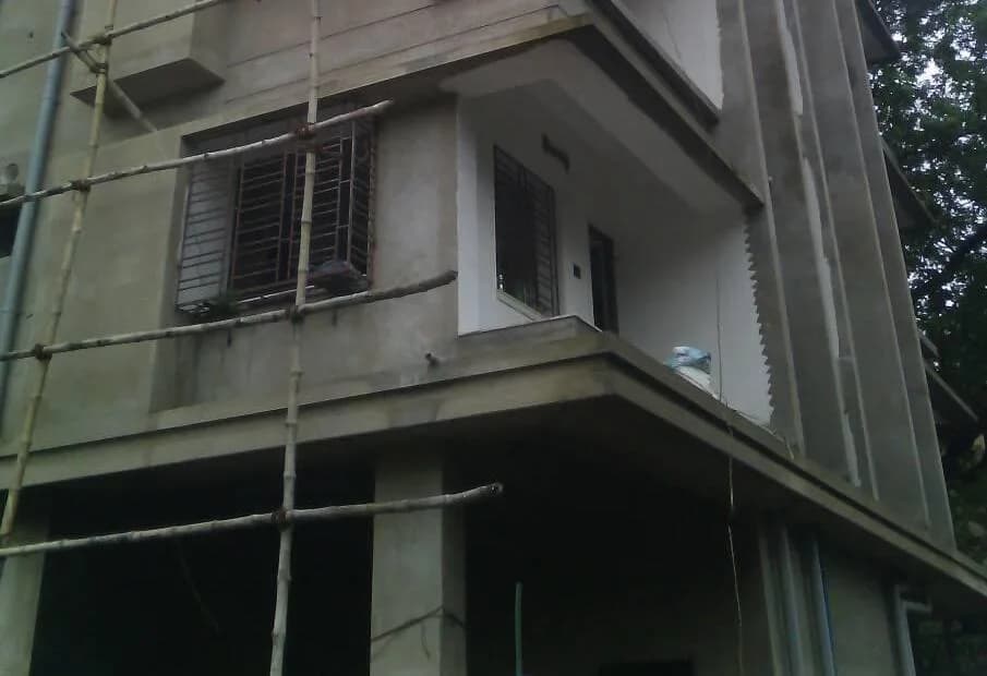 RS Rupshi Apartment — Side View