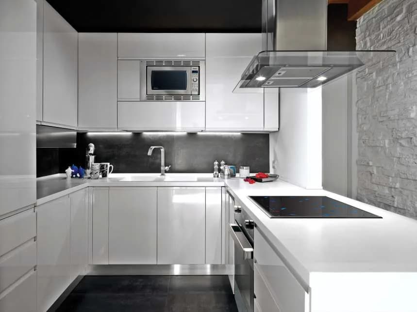 Pride Heights — Artistic Kitchen