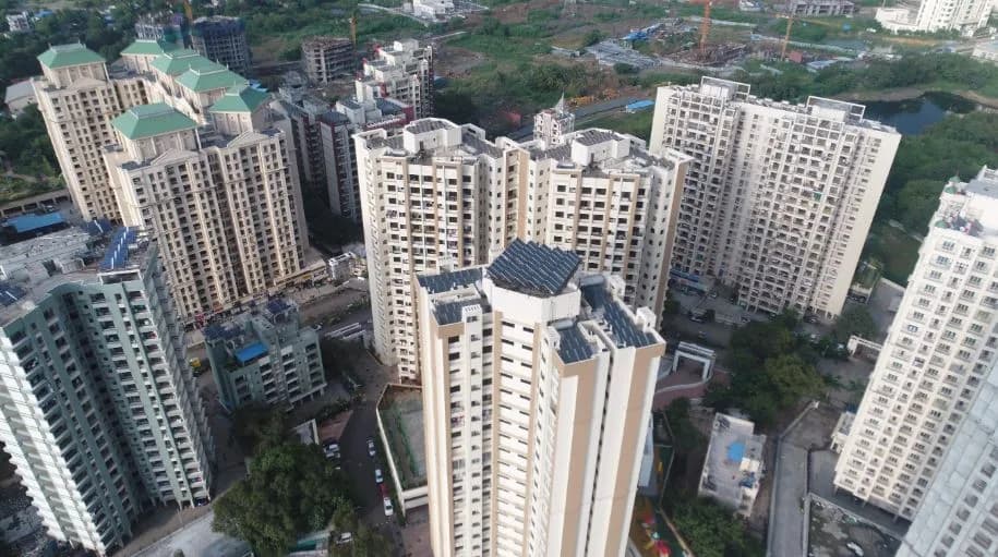Bhoomi Acres, Hiranandani Estate