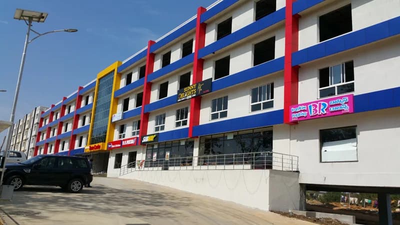 Subishi Town Centre, Mokila