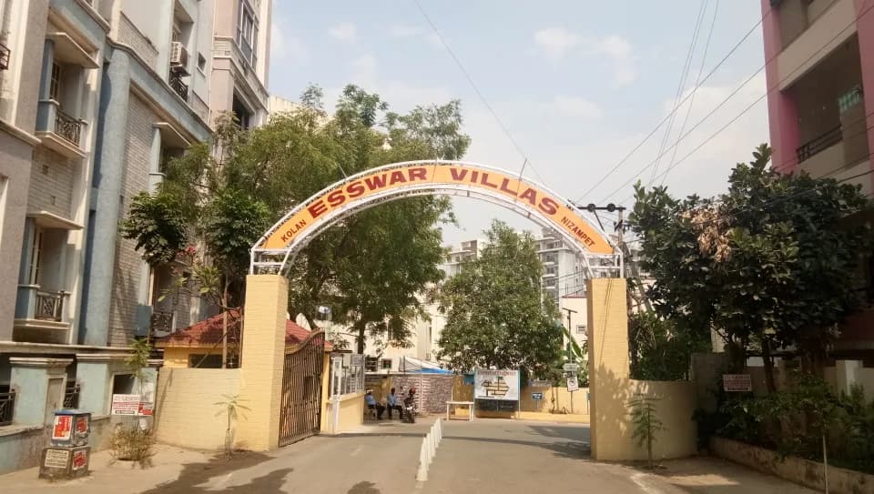 Esswar Villas — Entrance View