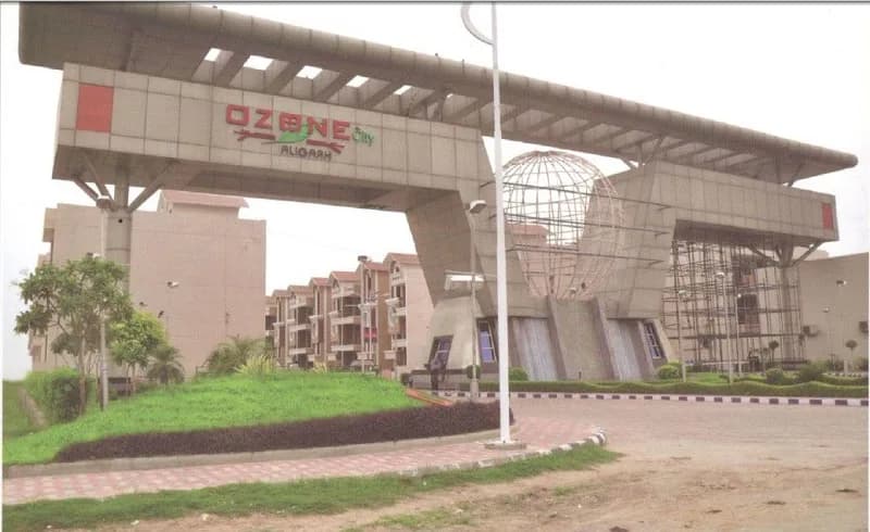 Ozone City, Mahua Khera