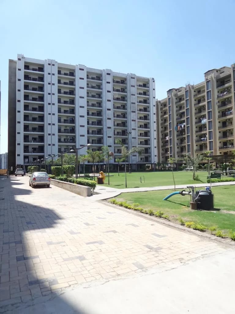 Gen X Abode Royal Estates 2, Sector 20