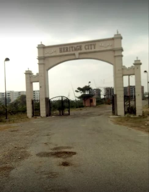 Heritage City, Heir