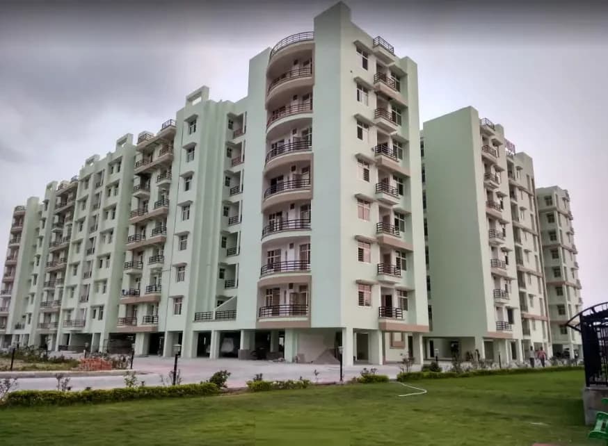 Rajvansh Residency, Raebareli Road