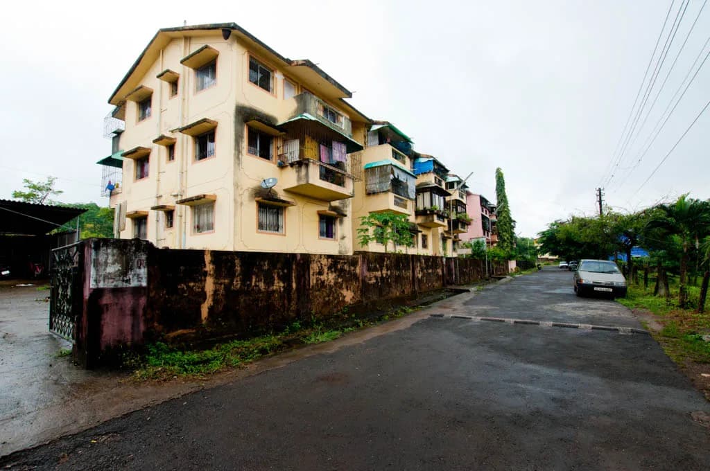 Crec Gardens, Zuari Nagar