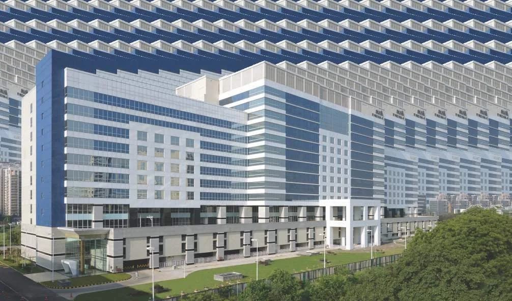 DLF World Tech Park, Sector 30