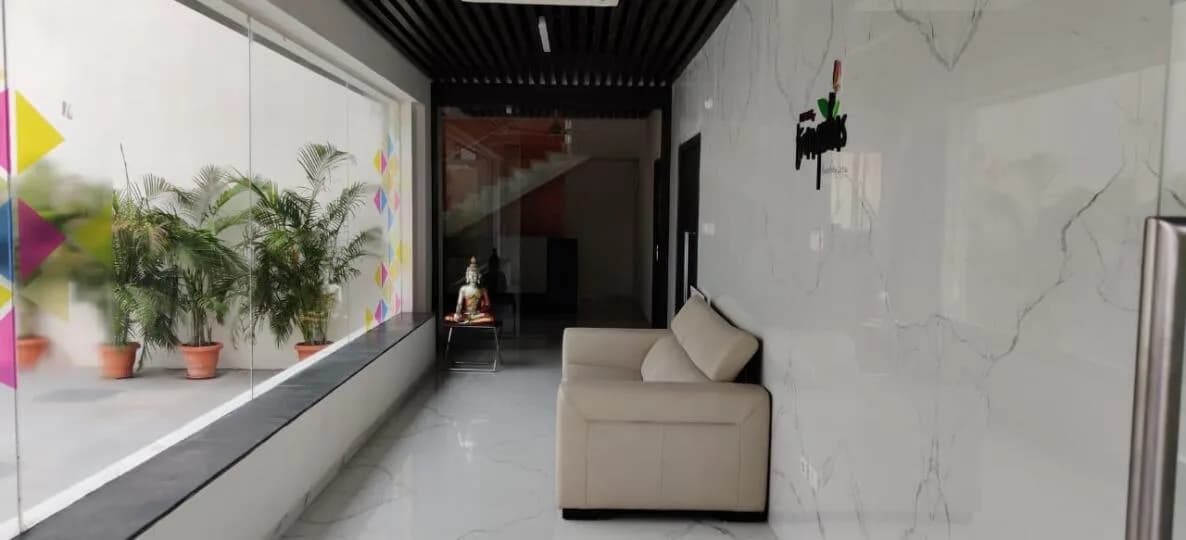 Ramky Tranquillas — Waiting Lounge
