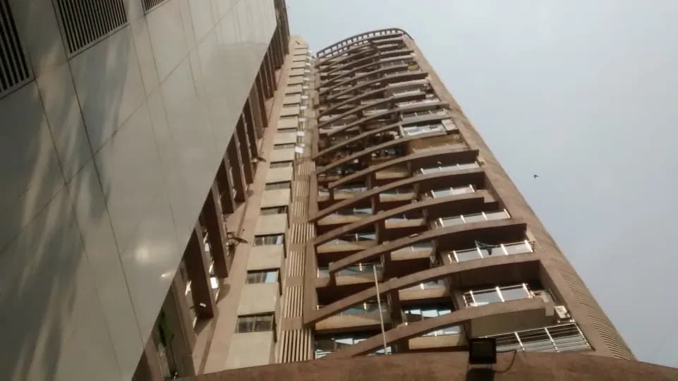 Universal Mashayakh Tower, Chincholi Bunder