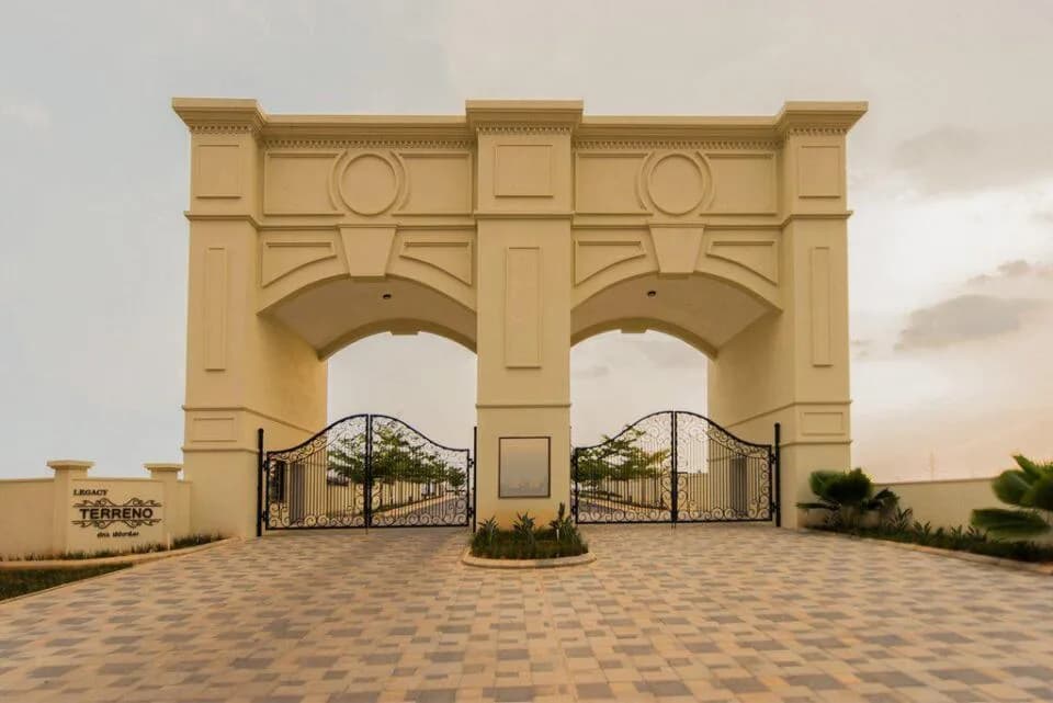 Aurelio Plots, Devanahalli