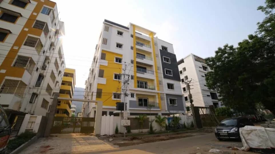 Primarks Elite Heights, LIC Colony