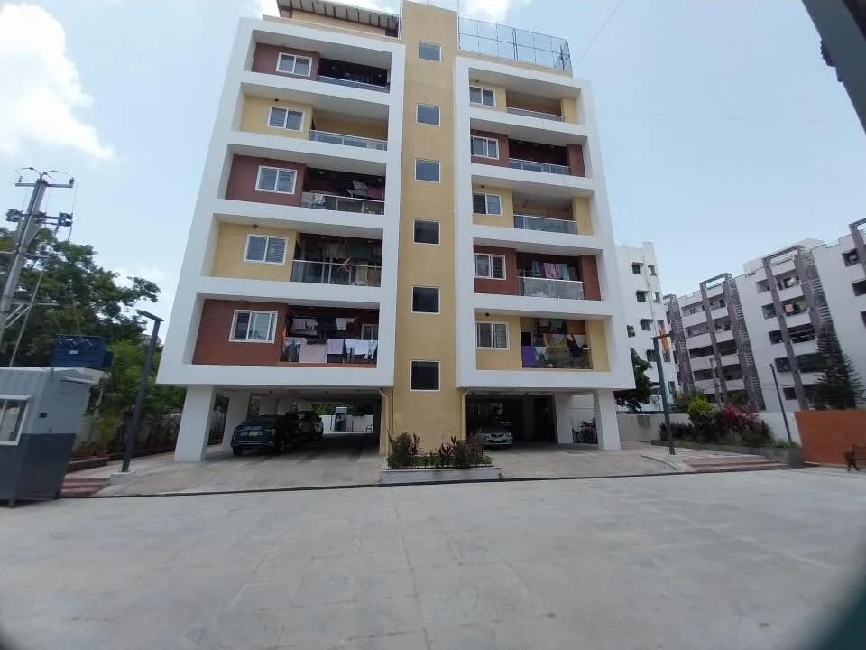 KNB Sonabhan Mohan, Suchitra