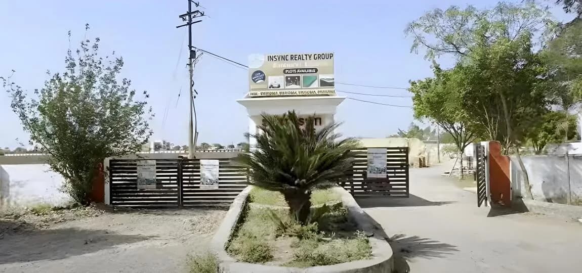 Insync Himveer Green, Kanpur Road