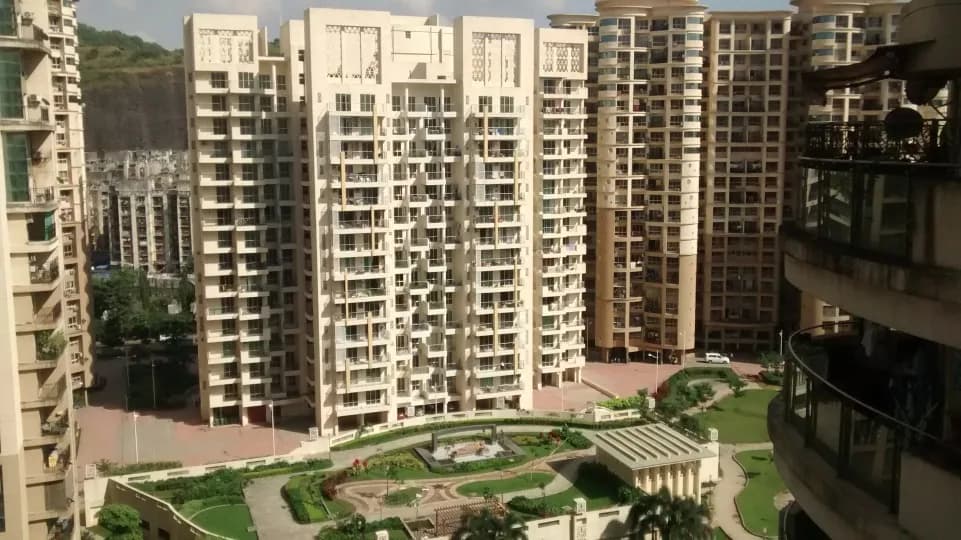 Nahar Yvonne, Chandivali