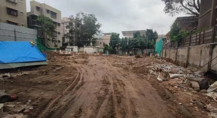 RV Nakshatra Legacy, Ellisbridge