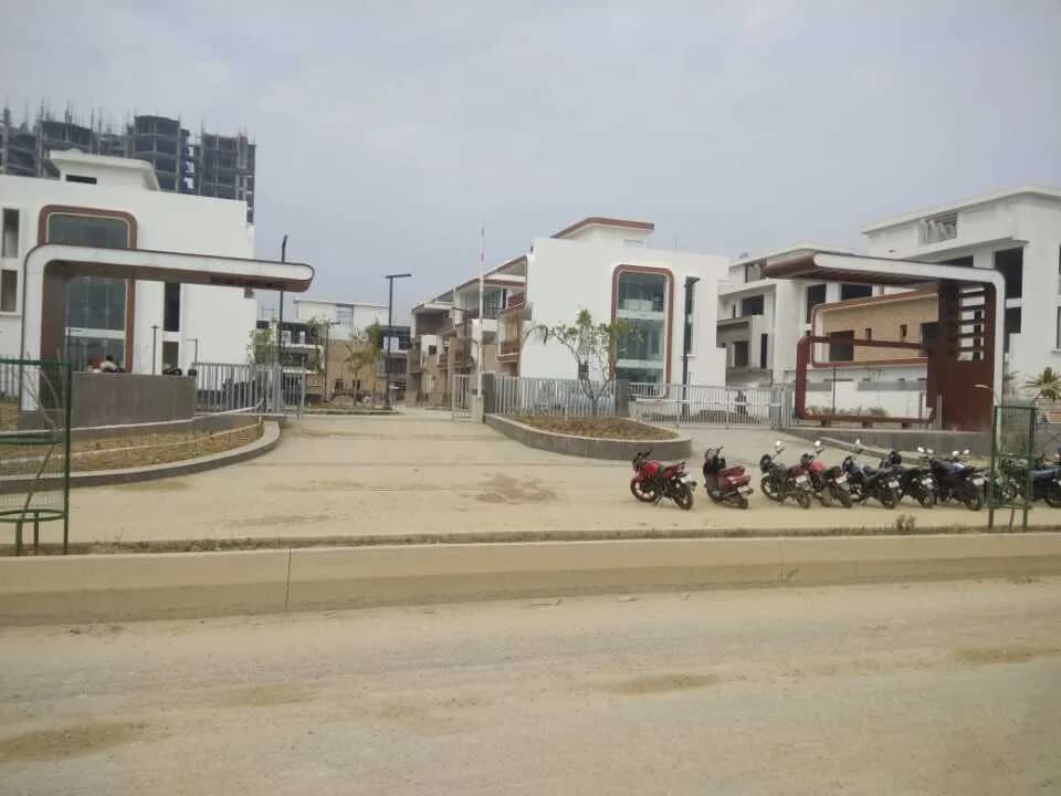 Rishita Mulberry, Sushant Golf City