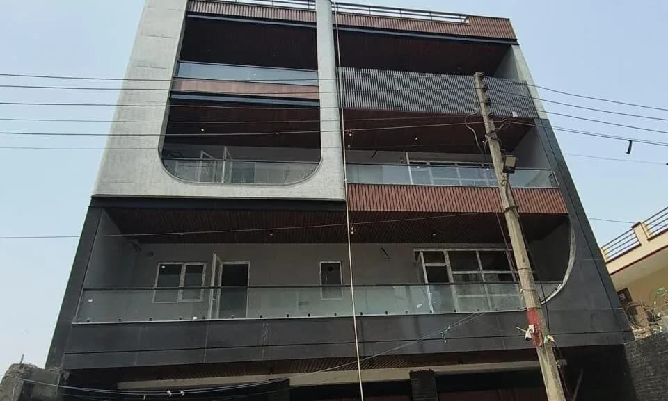 Lord Faridabad Huda Builder Floors, Sector 21C