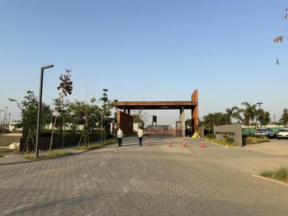 Kalpataru Ardene, Hingna