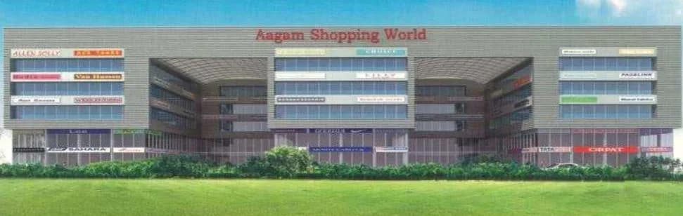 Aagam Shopping World, Vesu