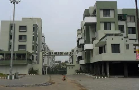 Pioneer Green Valley, Friends Colony