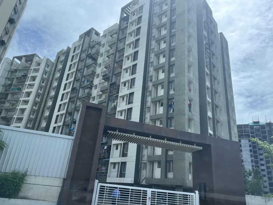Majestique Aqua, Phursungi