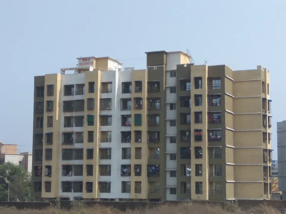 Bhawani Raj Heights, Badlapur East