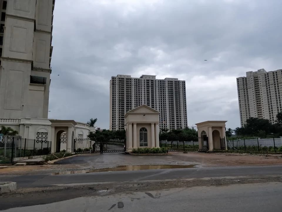Bannerghatta House of Hiranandani, Akshaya Nagar
