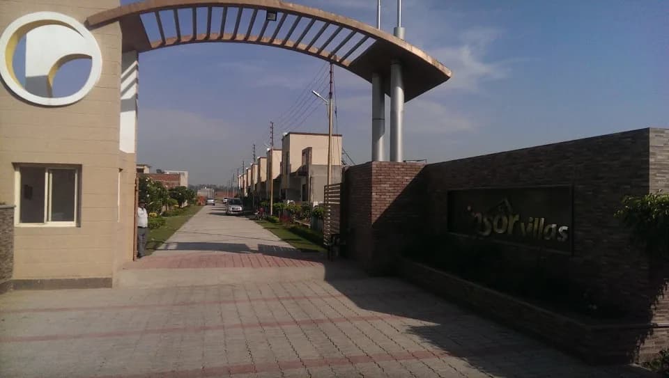 SIPL Winsor Villas, Chhatarpur