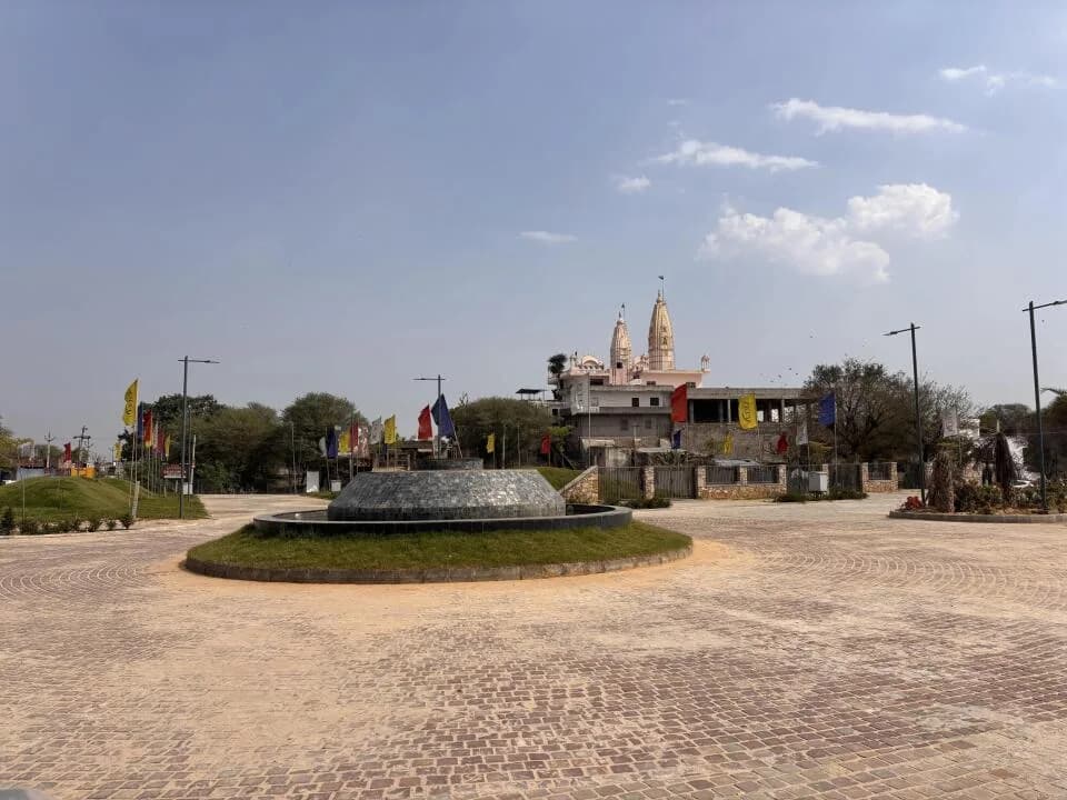 Badrinath Landmark, Bagru Khurd
